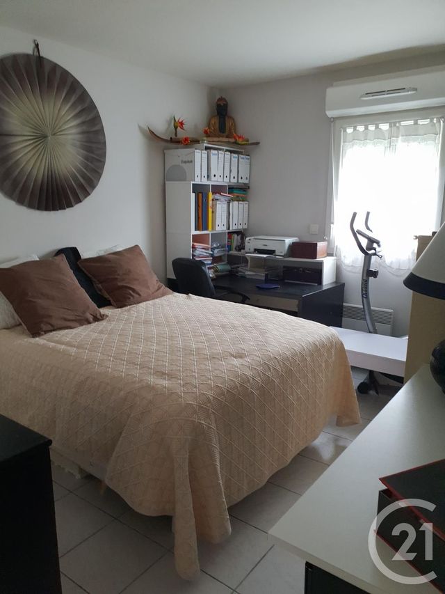 Afficher la photo en grand Appartement F2 à vendre - 2 pièces - 41.6 m2 - ARES - 33 - AQUITAINE - Century 21 Immobellevue
