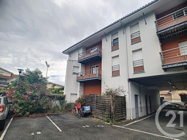 Afficher la photo en grand Appartement F2 à vendre - 2 pièces - 41.6 m2 - ARES - 33 - AQUITAINE - Century 21 Immobellevue