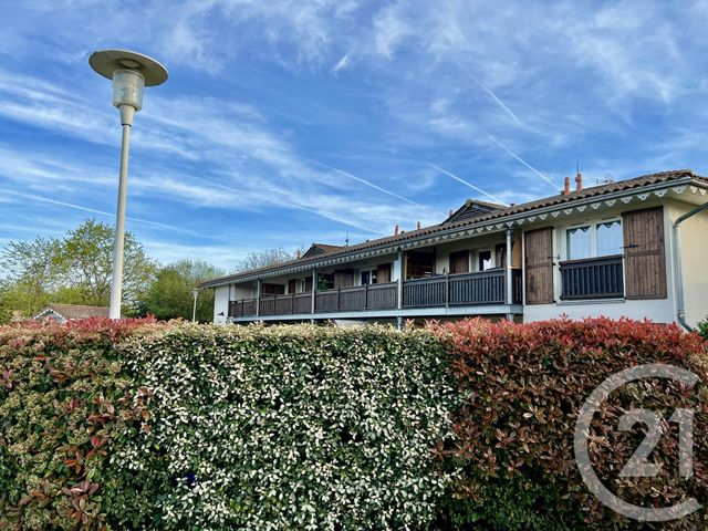 Appartement F2 à vendre - 2 pièces - 40.3 m2 - LANTON - 33 - AQUITAINE - Century 21 Immobellevue