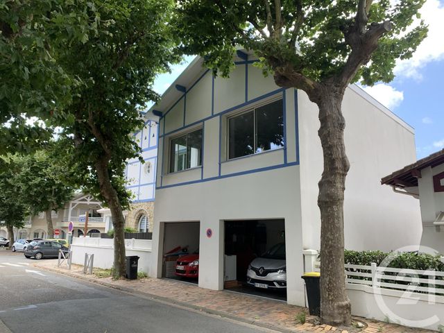 Afficher la photo en grand maison à vendre - 6 pièces - 216.83 m2 - ANDERNOS LES BAINS - 33 - AQUITAINE - Century 21 Immobellevue