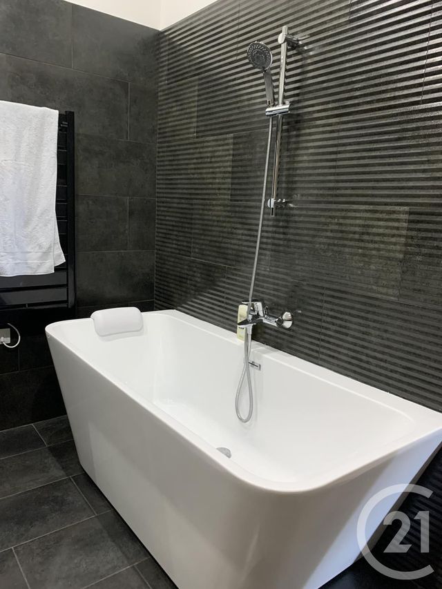 Afficher la photo en grand maison à vendre - 6 pièces - 216.83 m2 - ANDERNOS LES BAINS - 33 - AQUITAINE - Century 21 Immobellevue