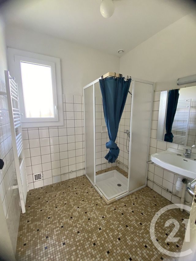 maison à louer - 3 pièces - 70.8 m2 - ANDERNOS LES BAINS - 33 - AQUITAINE - Century 21 Immobellevue