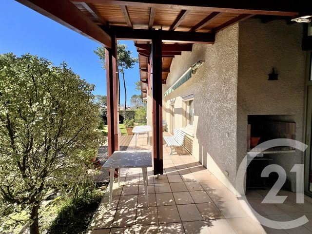 maison à vendre - 4 pièces - 95.34 m2 - ARES - 33 - AQUITAINE - Century 21 Immobellevue