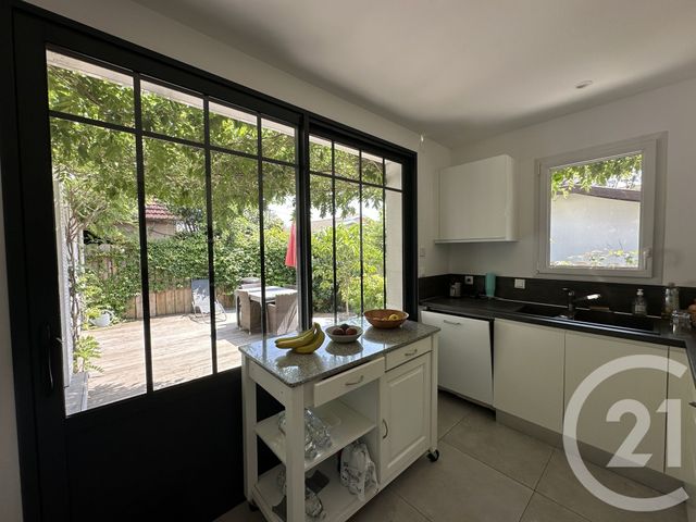 maison à vendre - 5 pièces - 114.17 m2 - ANDERNOS LES BAINS - 33 - AQUITAINE - Century 21 Immobellevue