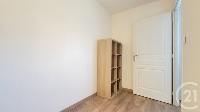 Appartement F2 à louer - 2 pièces - 45.04 m2 - ARES - 33 - AQUITAINE - Century 21 Immobellevue