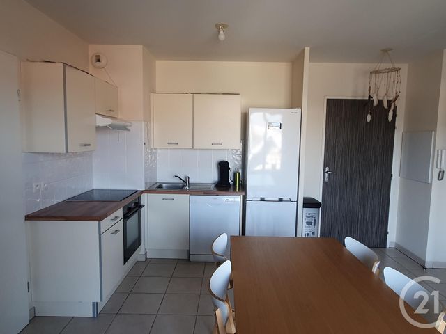 Appartement T3 à louer - 3 pièces - 51.9 m2 - ARES - 33 - AQUITAINE - Century 21 Immobellevue