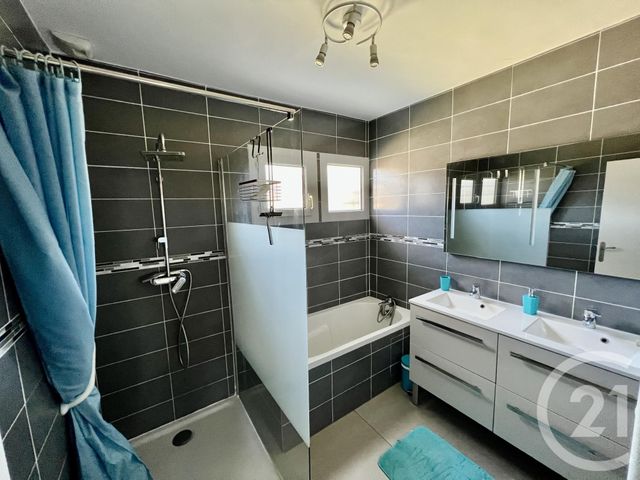 maison à vendre - 4 pièces - 79.2 m2 - ARES - 33 - AQUITAINE - Century 21 Immobellevue