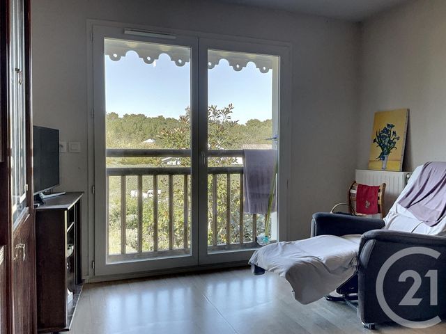 Appartement F2 à vendre - 2 pièces - 40.58 m2 - LANTON - 33 - AQUITAINE - Century 21 Immobellevue