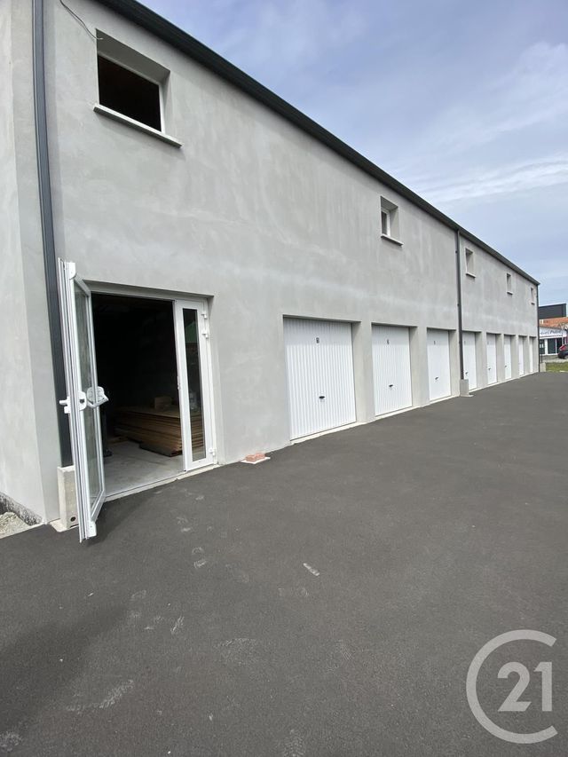 Appartement Local à louer - 1 pièce - 140.0 m2 - ANDERNOS LES BAINS - 33 - AQUITAINE - Century 21 Immobellevue