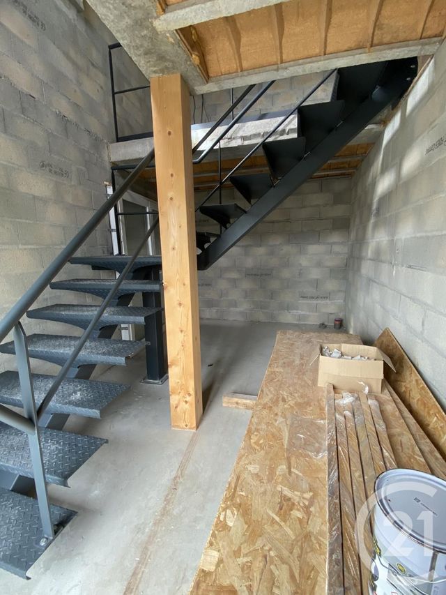 Appartement Local à louer - 1 pièce - 140.0 m2 - ANDERNOS LES BAINS - 33 - AQUITAINE - Century 21 Immobellevue