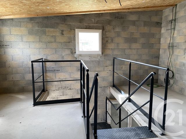 Appartement Local à louer - 1 pièce - 140.0 m2 - ANDERNOS LES BAINS - 33 - AQUITAINE - Century 21 Immobellevue