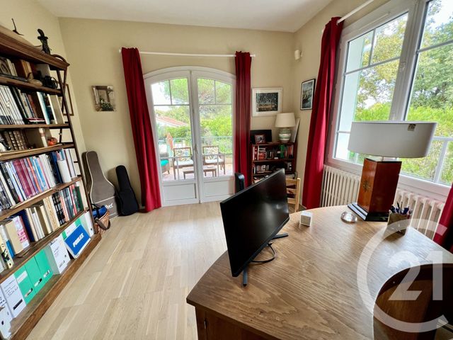 maison à vendre - 9 pièces - 213.0 m2 - ANDERNOS LES BAINS - 33 - AQUITAINE - Century 21 Immobellevue