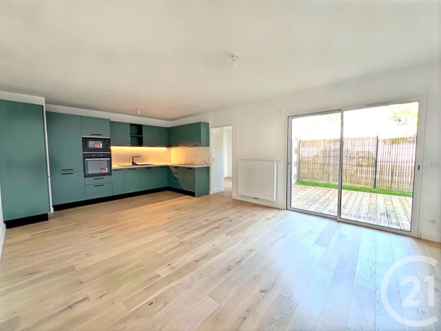 Appartement T3 à vendre - 3 pièces - 68.44 m2 - ANDERNOS LES BAINS - 33 - AQUITAINE - Century 21 Immobellevue