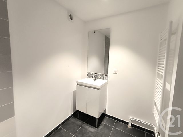 maison à vendre - 3 pièces - 75.87 m2 - ARES - 33 - AQUITAINE - Century 21 Immobellevue