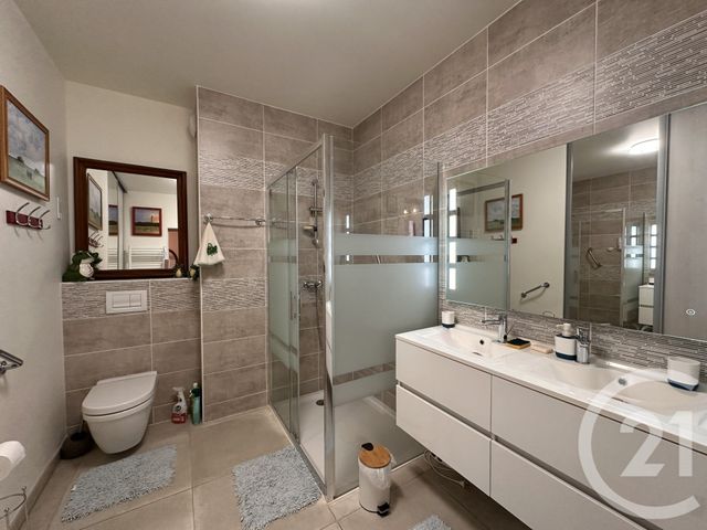 Appartement F4 à vendre - 4 pièces - 114.04 m2 - ANDERNOS LES BAINS - 33 - AQUITAINE - Century 21 Immobellevue