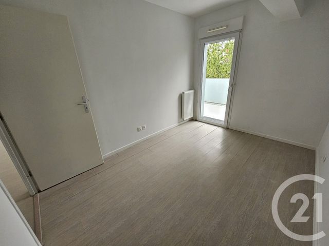 Appartement F4 à louer - 4 pièces - 68.8 m2 - CENON - 33 - AQUITAINE - Century 21 Immobellevue