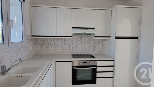 Appartement F3 à louer - 3 pièces - 67.75 m2 - ANDERNOS LES BAINS - 33 - AQUITAINE - Century 21 Immobellevue