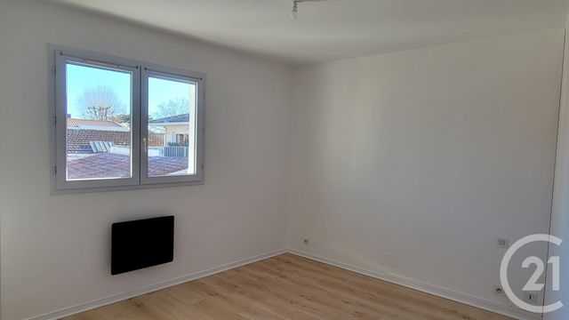 Appartement F3 à louer - 3 pièces - 67.75 m2 - ANDERNOS LES BAINS - 33 - AQUITAINE - Century 21 Immobellevue