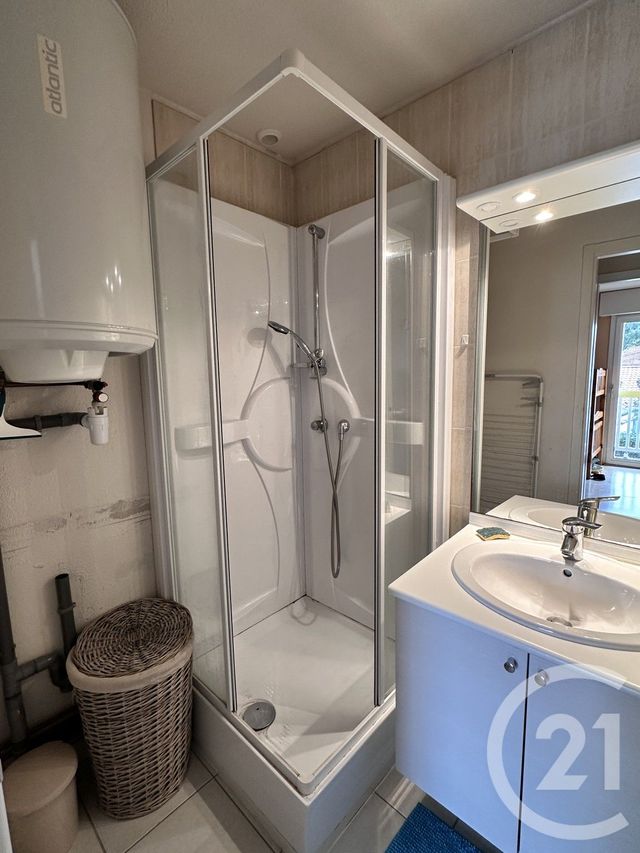 Appartement F2 à vendre - 2 pièces - 40.52 m2 - LEGE CAP FERRET - 33 - AQUITAINE - Century 21 Immobellevue