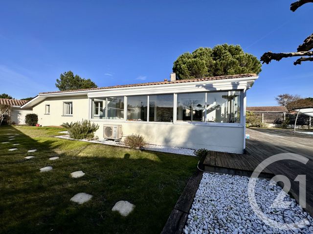 maison à vendre - 5 pièces - 119.78 m2 - ARES - 33 - AQUITAINE - Century 21 Immobellevue