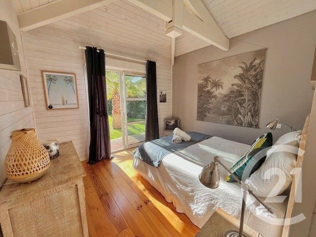 maison à vendre - 6 pièces - 184.0 m2 - ARES - 33 - AQUITAINE - Century 21 Immobellevue