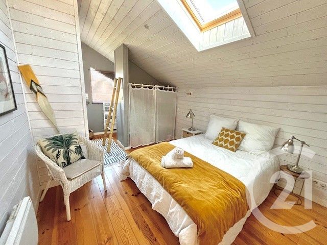 maison à vendre - 6 pièces - 184.0 m2 - ARES - 33 - AQUITAINE - Century 21 Immobellevue