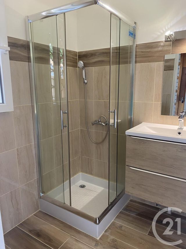 Appartement T2 à louer - 2 pièces - 46.63 m2 - LANTON - 33 - AQUITAINE - Century 21 Immobellevue