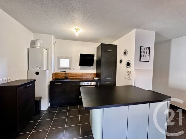 Appartement T3 à vendre - 3 pièces - 58.59 m2 - LANTON - 33 - AQUITAINE - Century 21 Immobellevue