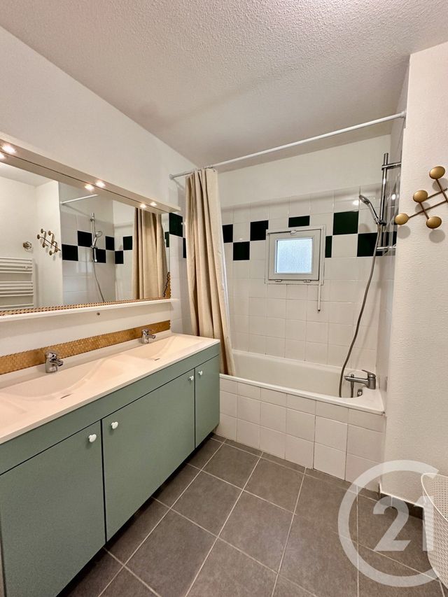 Appartement T3 à vendre - 3 pièces - 58.59 m2 - LANTON - 33 - AQUITAINE - Century 21 Immobellevue