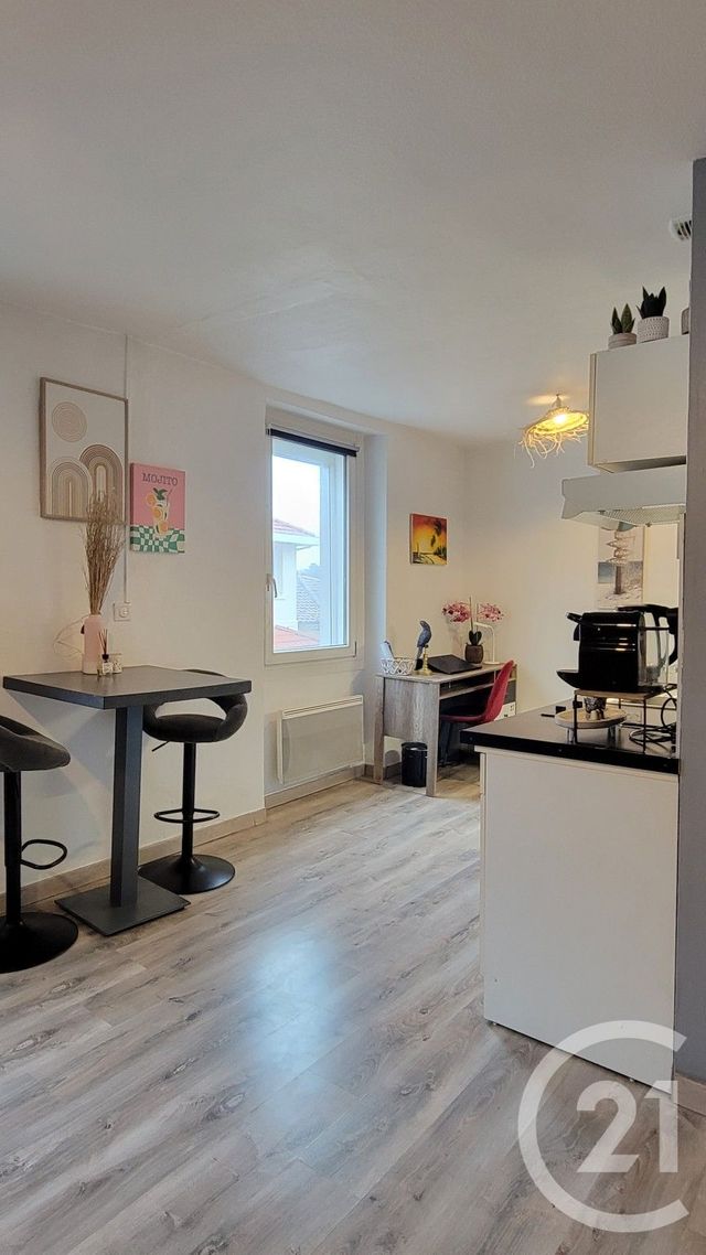 Appartement Studio à louer - 1 pièce - 23.29 m2 - ARES - 33 - AQUITAINE - Century 21 Immobellevue