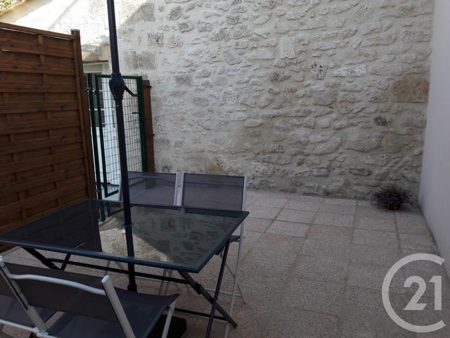 Appartement T1 à louer - 1 pièce - 58.09 m2 - MONTAGNE - 33 - AQUITAINE - Century 21 Immobellevue