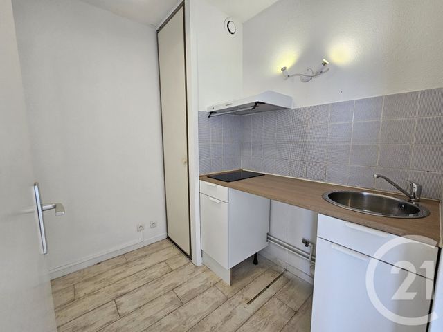 Appartement T2 à louer - 2 pièces - 48.92 m2 - LANTON - 33 - AQUITAINE - Century 21 Immobellevue