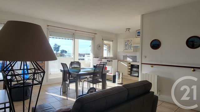 Appartement T3 à louer - 3 pièces - 57.71 m2 - LANTON - 33 - AQUITAINE - Century 21 Immobellevue