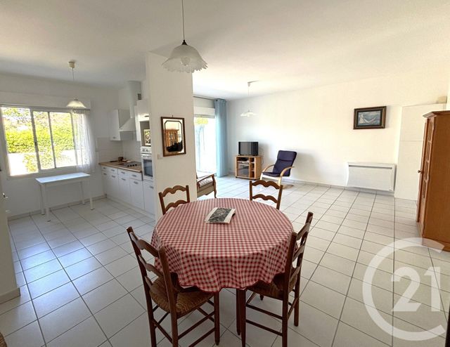 Appartement T3 à vendre - 3 pièces - 64.7 m2 - ANDERNOS LES BAINS - 33 - AQUITAINE - Century 21 Immobellevue