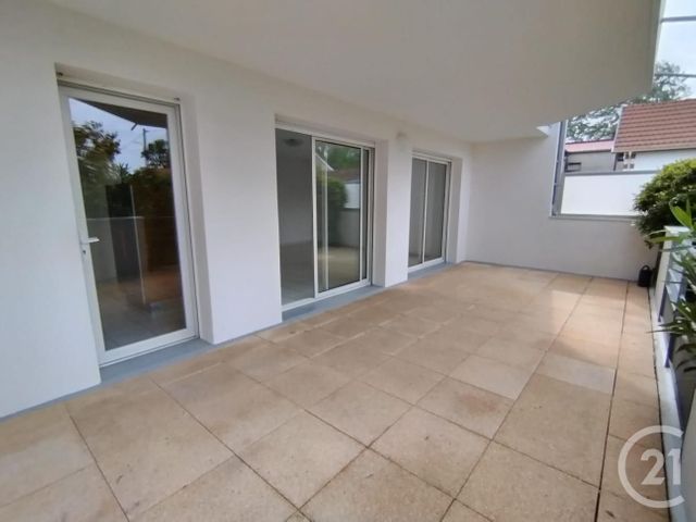 Appartement T3 à louer - 3 pièces - 67.79 m2 - ANDERNOS LES BAINS - 33 - AQUITAINE - Century 21 Immobellevue