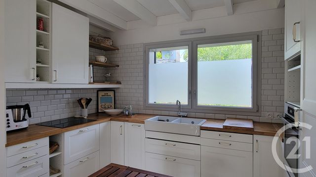 maison à louer - 4 pièces - 82.08 m2 - ANDERNOS LES BAINS - 33 - AQUITAINE - Century 21 Immobellevue