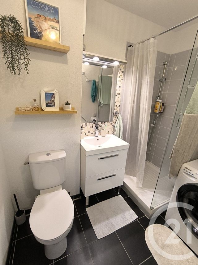 Appartement T2 à louer - 2 pièces - 41.65 m2 - LANTON - 33 - AQUITAINE - Century 21 Immobellevue