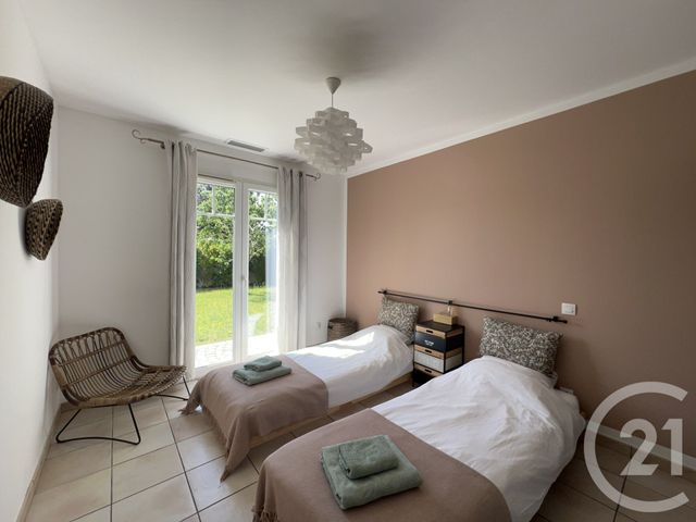 maison à vendre - 5 pièces - 115.0 m2 - ANDERNOS LES BAINS - 33 - AQUITAINE - Century 21 Immobellevue