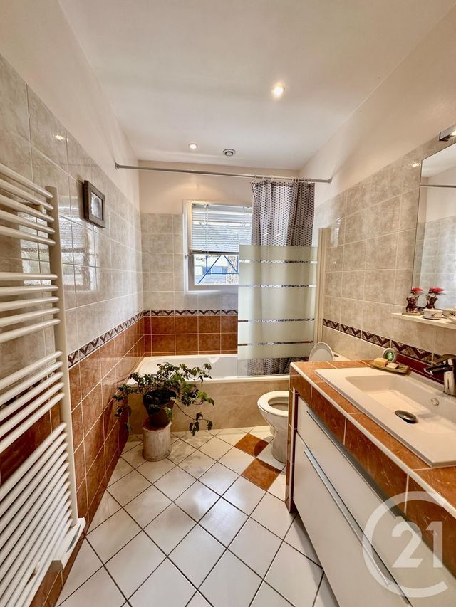 maison à vendre - 5 pièces - 131.82 m2 - ANDERNOS LES BAINS - 33 - AQUITAINE - Century 21 Immobellevue