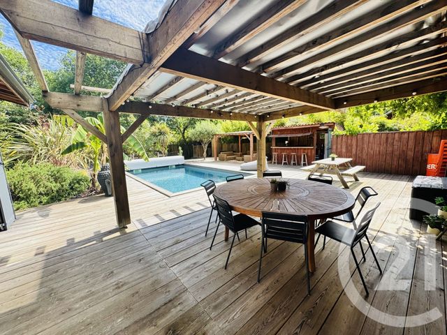 maison à vendre - 5 pièces - 135.0 m2 - LANTON - 33 - AQUITAINE - Century 21 Immobellevue