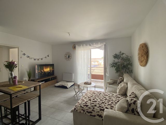 Appartement F3 à louer - 3 pièces - 53.59 m2 - ARES - 33 - AQUITAINE - Century 21 Immobellevue