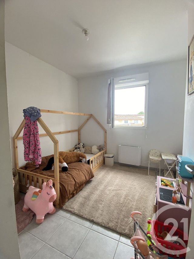 Appartement F3 à louer - 3 pièces - 53.59 m2 - ARES - 33 - AQUITAINE - Century 21 Immobellevue