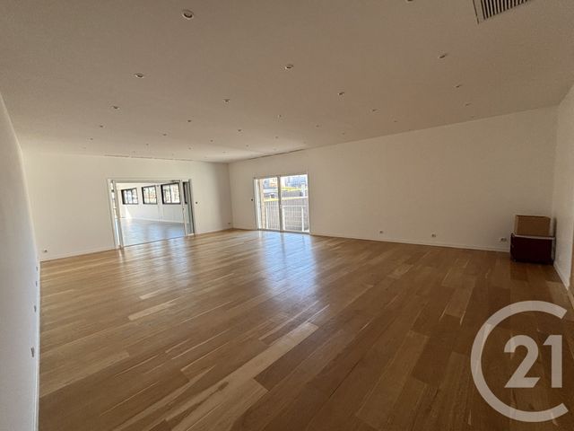 Appartement à vendre - 7 pièces - 288.1 m2 - ANDERNOS LES BAINS - 33 - AQUITAINE - Century 21 Immobellevue
