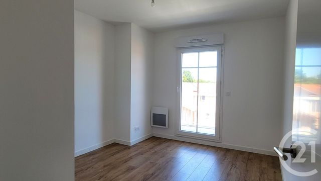 Appartement T4 à louer - 4 pièces - 120.1 m2 - ANDERNOS LES BAINS - 33 - AQUITAINE - Century 21 Immobellevue