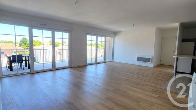 Appartement T4 à louer - 4 pièces - 120.1 m2 - ANDERNOS LES BAINS - 33 - AQUITAINE - Century 21 Immobellevue