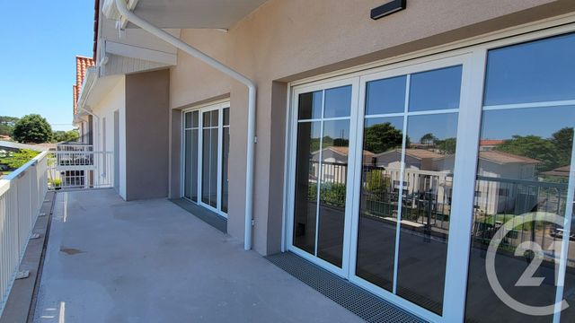 Appartement T4 à louer - 4 pièces - 120.1 m2 - ANDERNOS LES BAINS - 33 - AQUITAINE - Century 21 Immobellevue