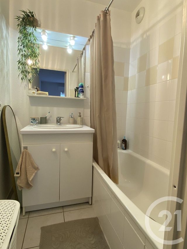 Appartement F2 à louer - 2 pièces - 35.28 m2 - AUDENGE - 33 - AQUITAINE - Century 21 Immobellevue