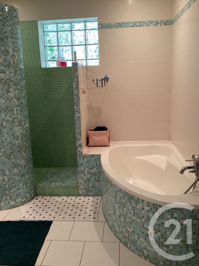 maison à louer - 4 pièces - 103.02 m2 - ANDERNOS LES BAINS - 33 - AQUITAINE - Century 21 Immobellevue