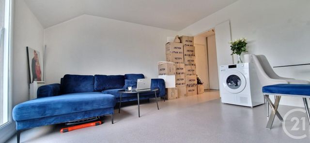 Appartement T2 à louer - 2 pièces - 47.56 m2 - ROISSY EN FRANCE - 95 - ILE-DE-FRANCE - Century 21 Immobellevue