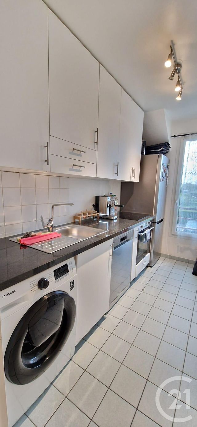 Appartement T2 à louer - 2 pièces - 47.56 m2 - ROISSY EN FRANCE - 95 - ILE-DE-FRANCE - Century 21 Immobellevue